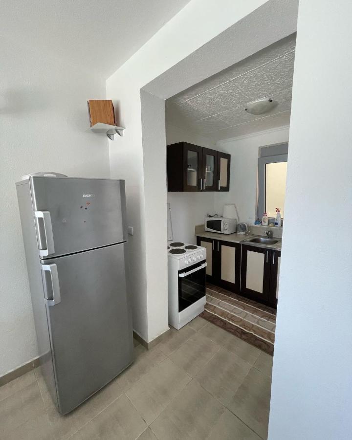 Apartman Ail 2 Улцин Екстериор снимка