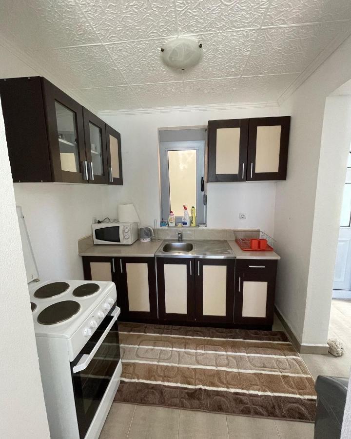 Apartman Ail 2 Улцин Екстериор снимка