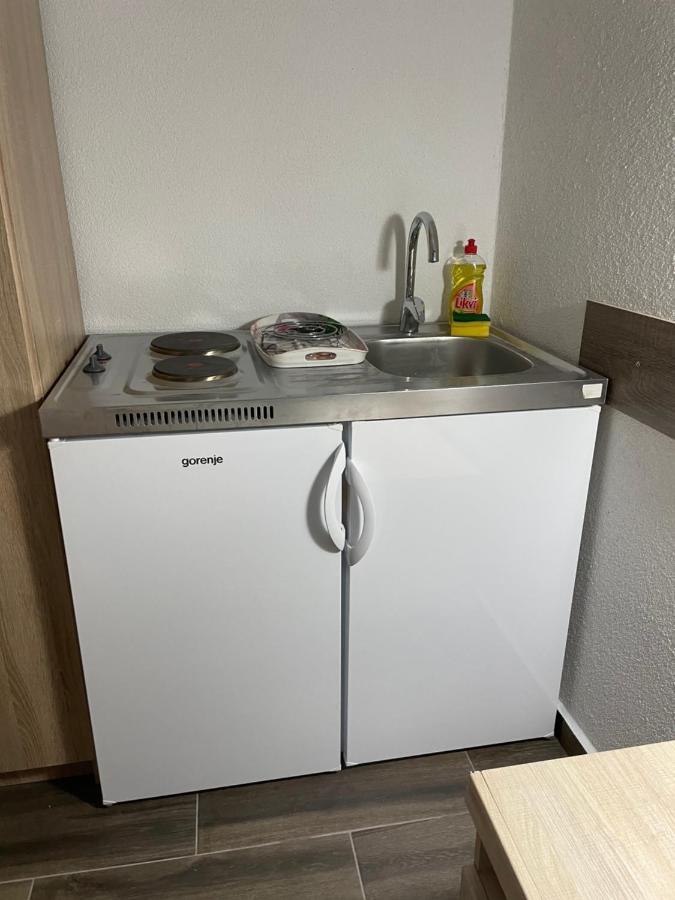 Apartman Ail 2 Улцин Екстериор снимка