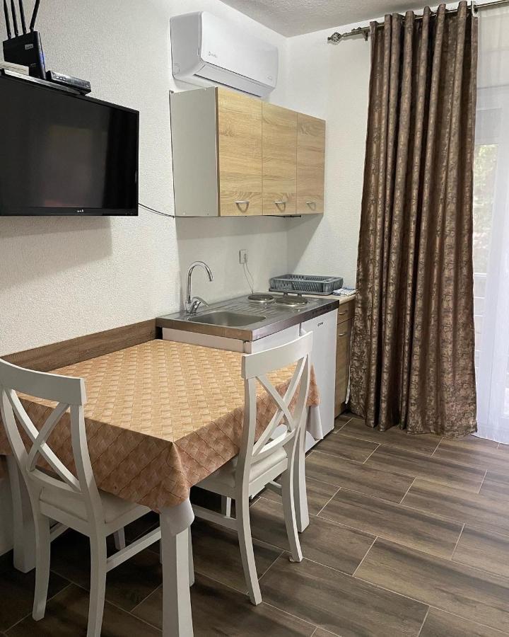 Apartman Ail 2 Улцин Екстериор снимка